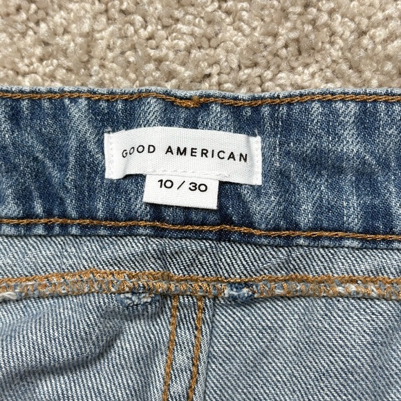 Good American Good Ease Relaxed Jeans - Picture 4 of 8